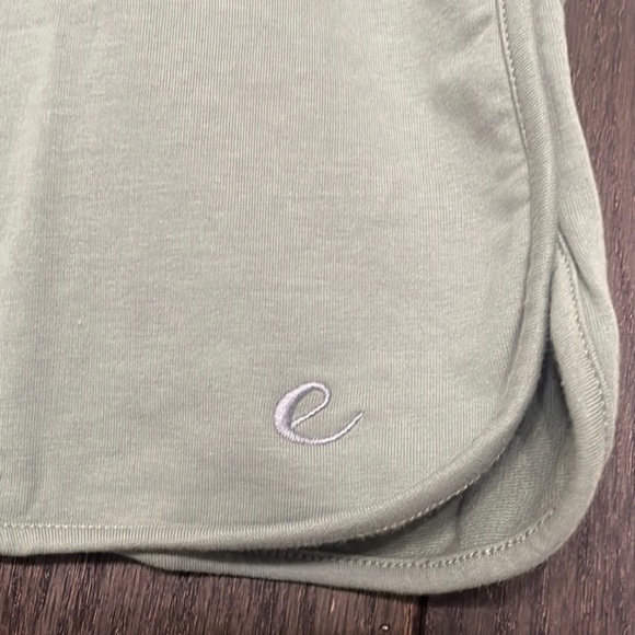 JOHNNY WAS Calme Terry Commuter Short Skort - Picture 4 of 6